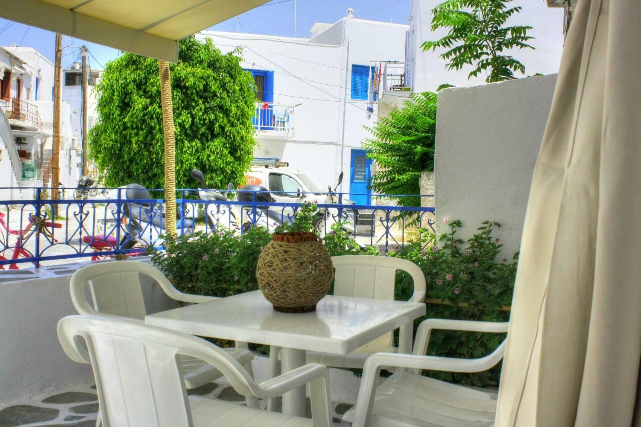 The Hot Pink Bike House Parikia (Paros) Exterior photo